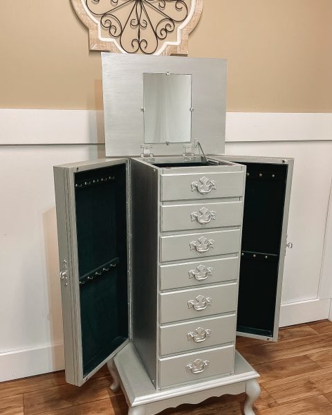 Mondello Refinishing- Jewlery Holder Antique